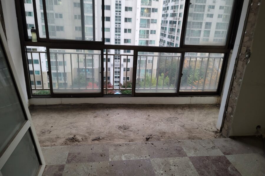 수원 아파트 철거 현장