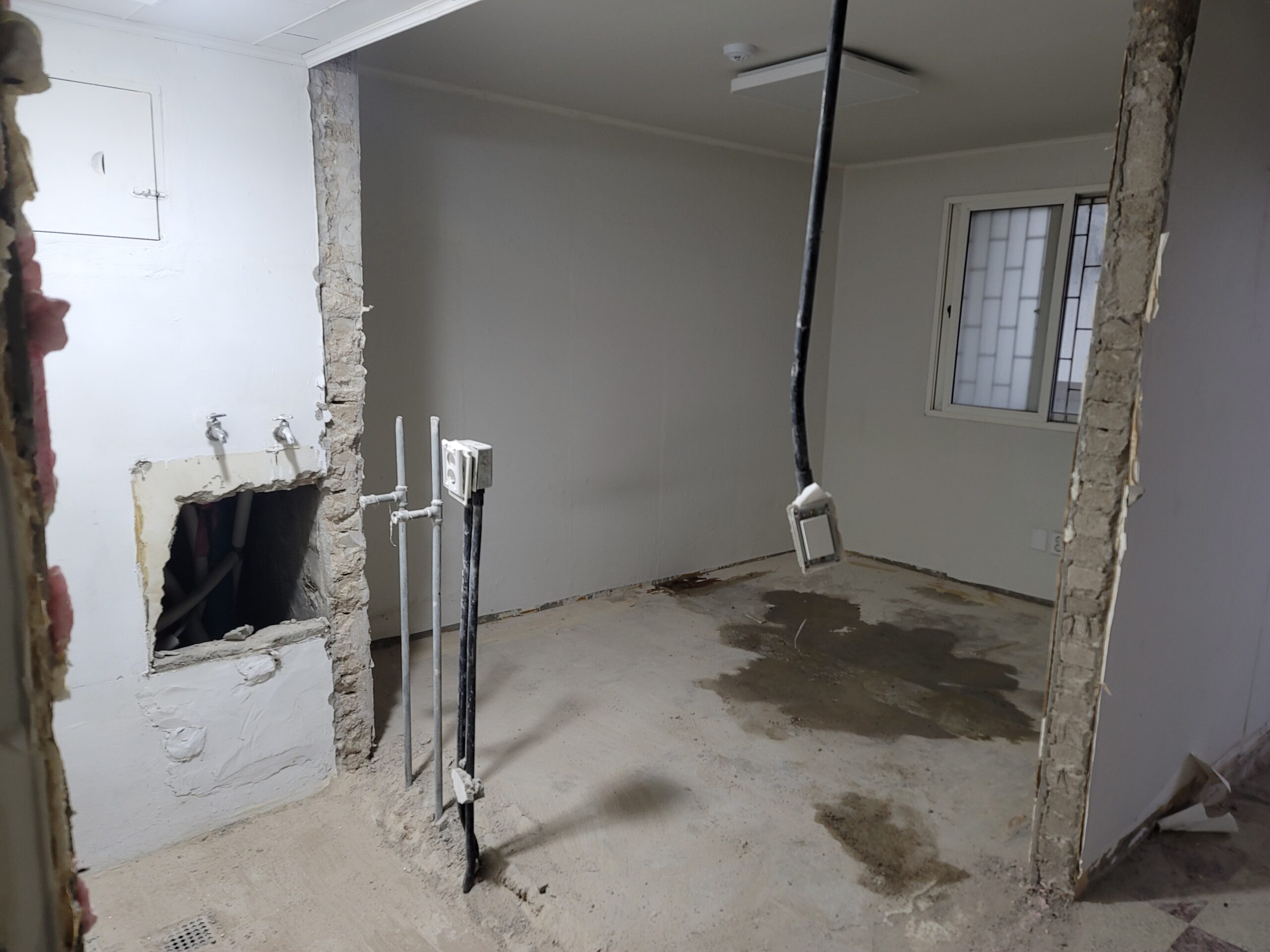 강동 아이파크 아파트 구조 철거 현장