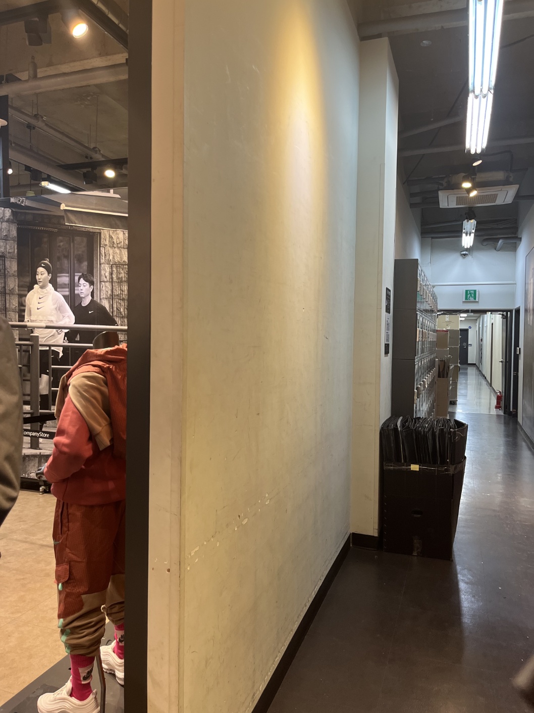 강남 복합상가 철거 현장