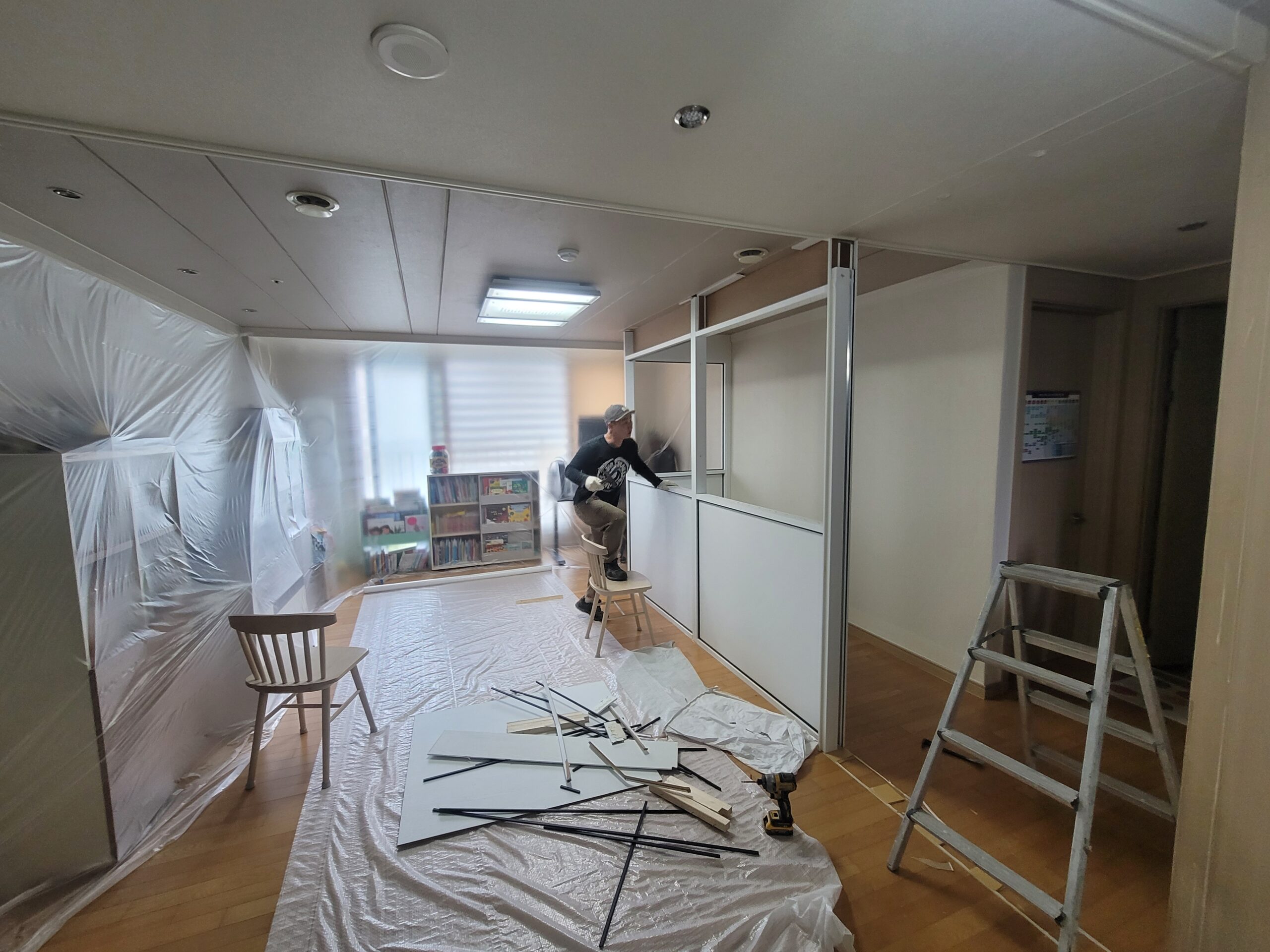 분당 야탑동 아파트 교습소 가벽 철거 시공사례 | 아파트 내부 철거 1 가벽철거 아파트 내부 시공사례 6 scaled