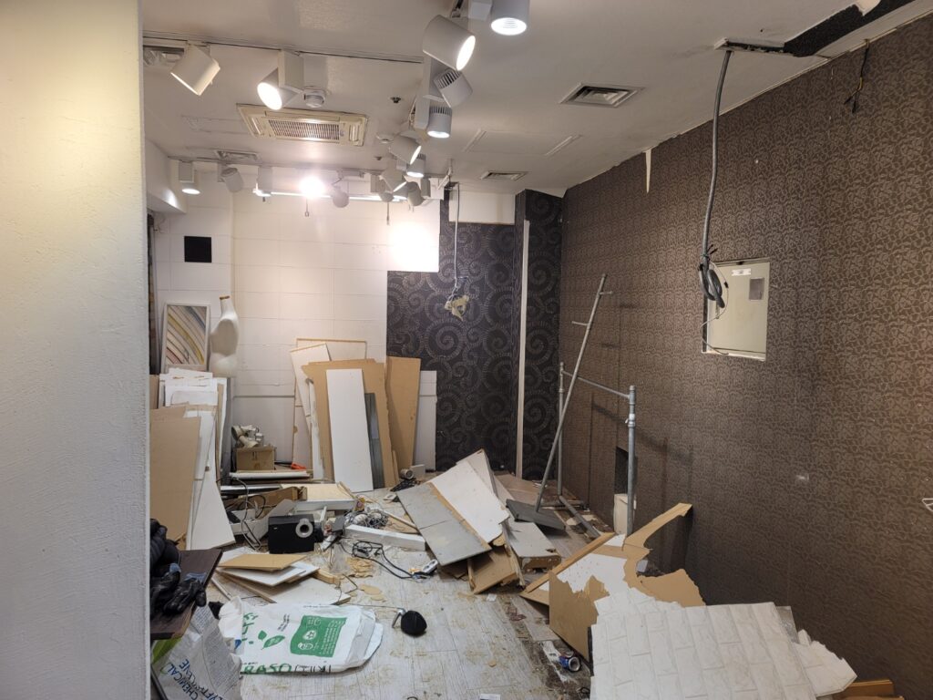 상가 원상복구 비용 얼마나 들까? 철거 비용과 평수별 견적 정리 5 점포철거 01