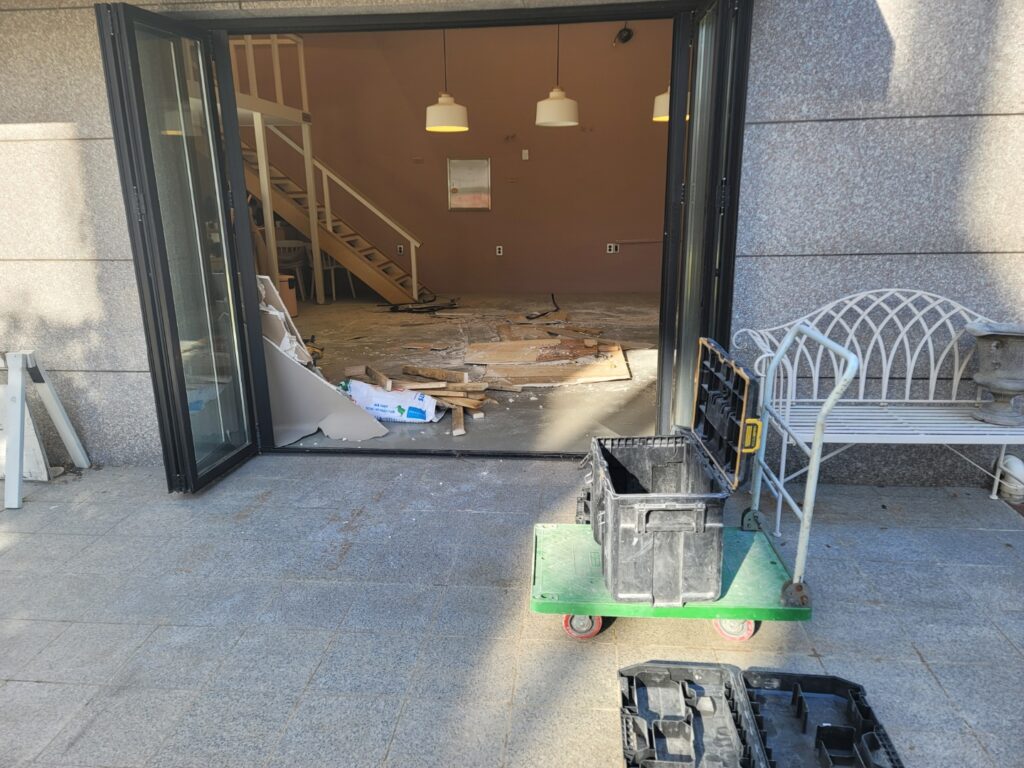 카페 원상복구 완료 현장