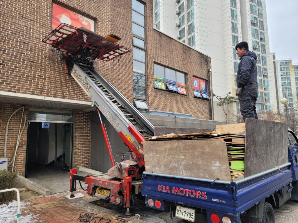 별내 태권도학원 철거 시공사례 | 학원 철거 및 원상복구 전문 공간철거 9 별내 태권도 학원 철거 작업