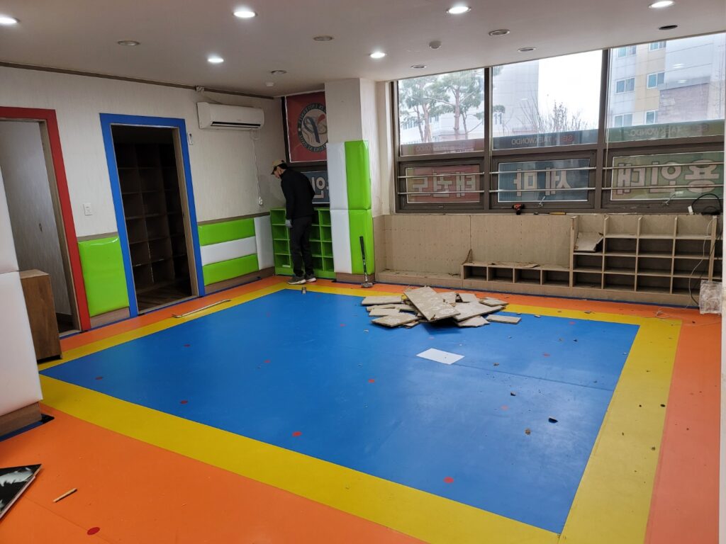 별내 태권도학원 철거 시공사례 | 학원 철거 및 원상복구 전문 공간철거 2 별내 태권도 학원 철거 전 모습