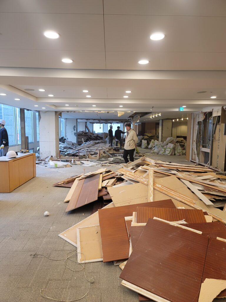 광화문 철거업체 | 대형 오피스 빌딩 1개층 전체 철거 시공사례 8 광화문 오피스 철거 진행 과정