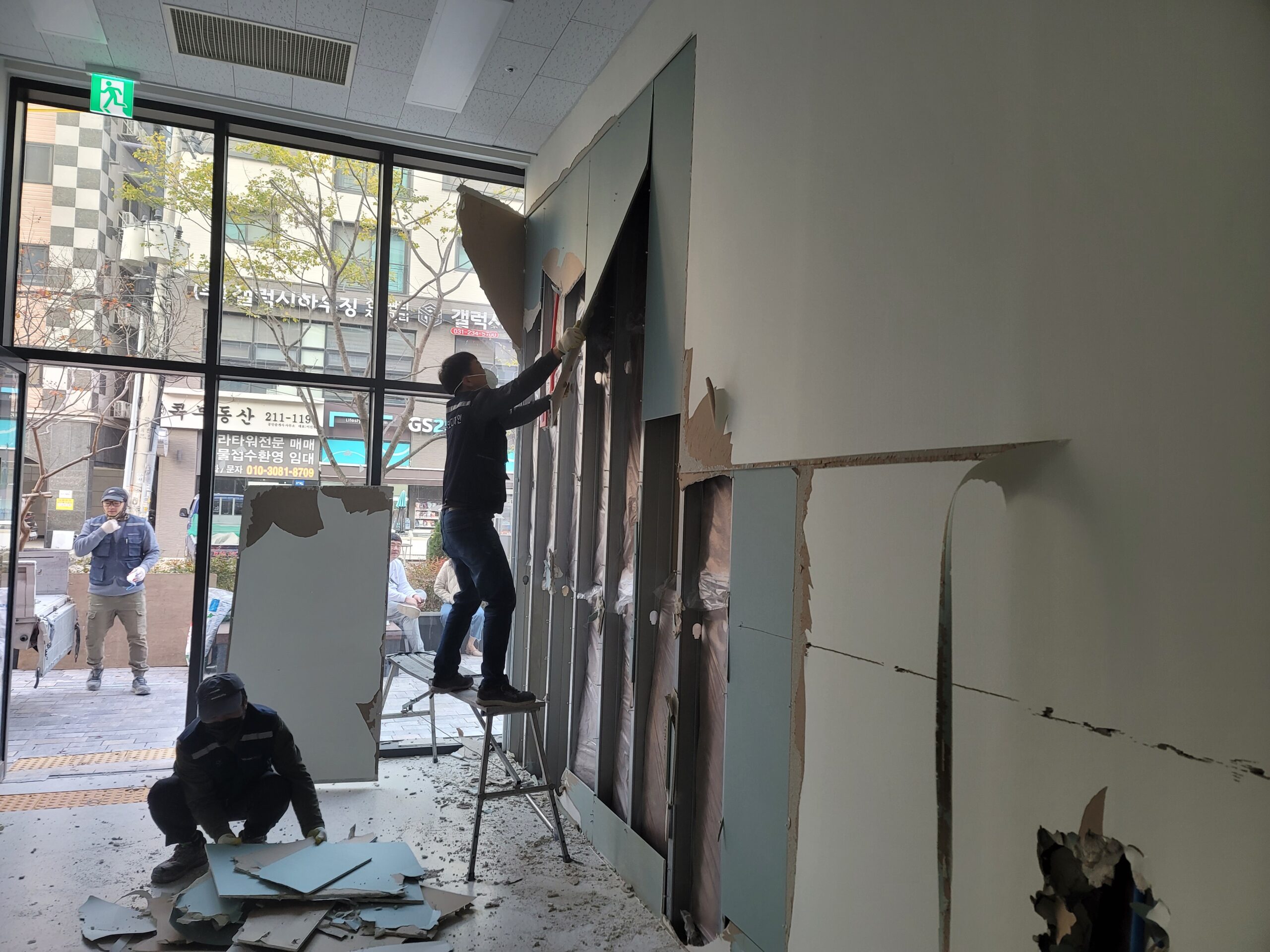 가벽 철거 전 상태