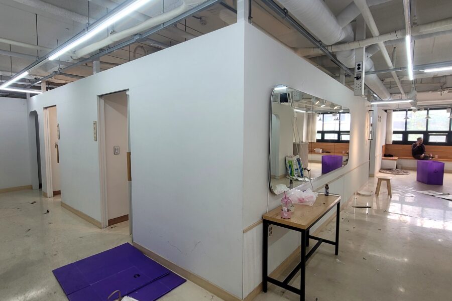 신촌 미용실 철거 전 내부 모습